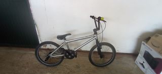 Bicicleta BMX