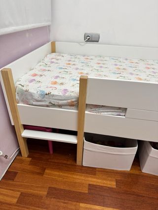 Cama infantil semialta con tobogan incluye colchón
