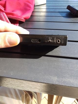 Aiwa CR DS50 Mini Bolsillo Radio NO FUNCTIONA