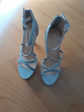 Sandalias tacón talla 36 plateadas