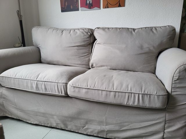 Sofá Ektorp 2 plazas beige