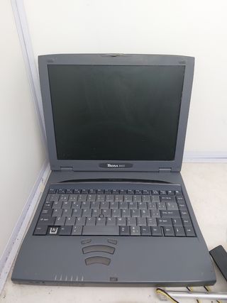 ORDENADOR TOSHIBA TECRA 8100