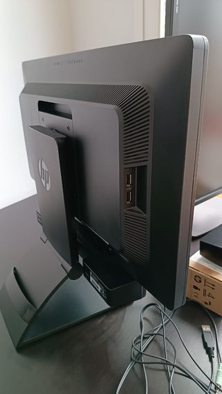 Monitor HP 201 LED + Altavoces HP