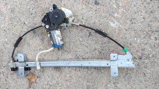 Elevalunas eléctrico delantero derecho