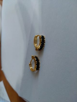 D243 orecchini inox oro pietre nere uomo