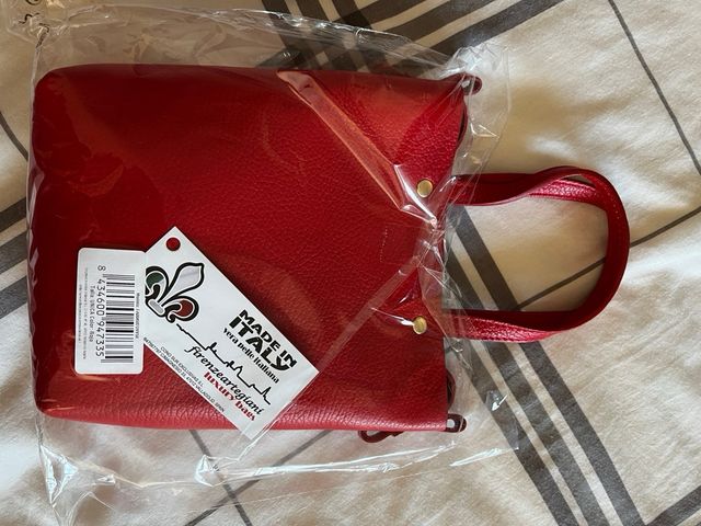 Bolso de mano piel color rojo