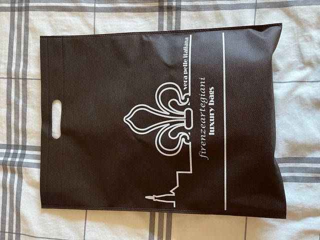 Bolso de mano piel color rojo