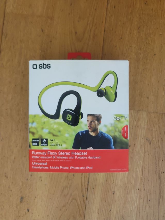 Auriculares resistents al agua Sbs
