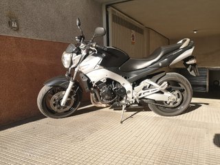 Suzuki GSR 600 k6