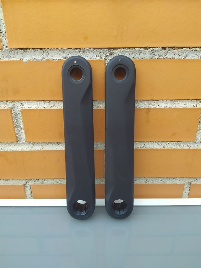 Bielas FSA CK-746 ISIS 172,5mm para motor BROSE.