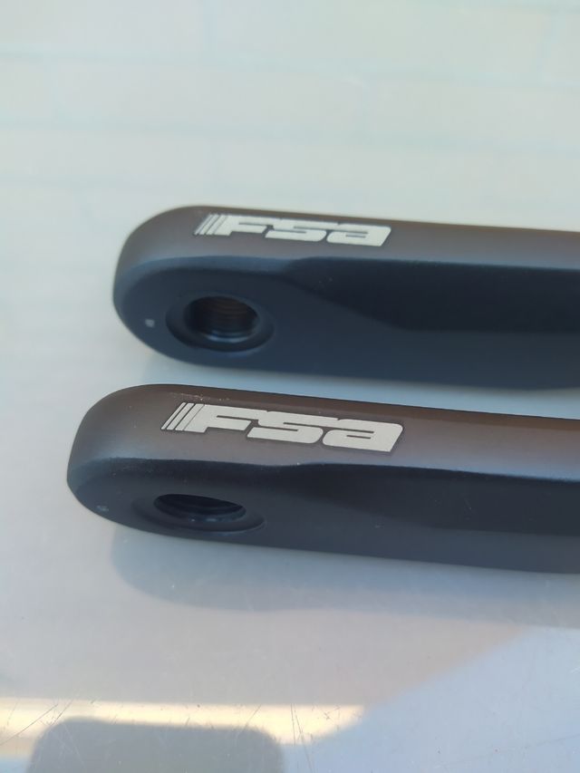 Bielas FSA CK-746 ISIS 172,5mm para motor BROSE.