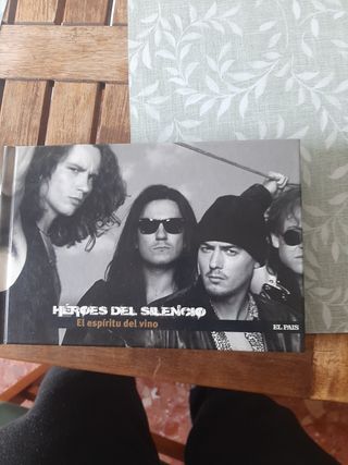 HEROES DEL SILENCIO