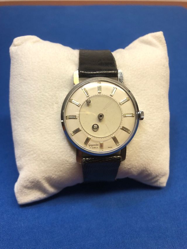 orologio Gigandet stile misterioso