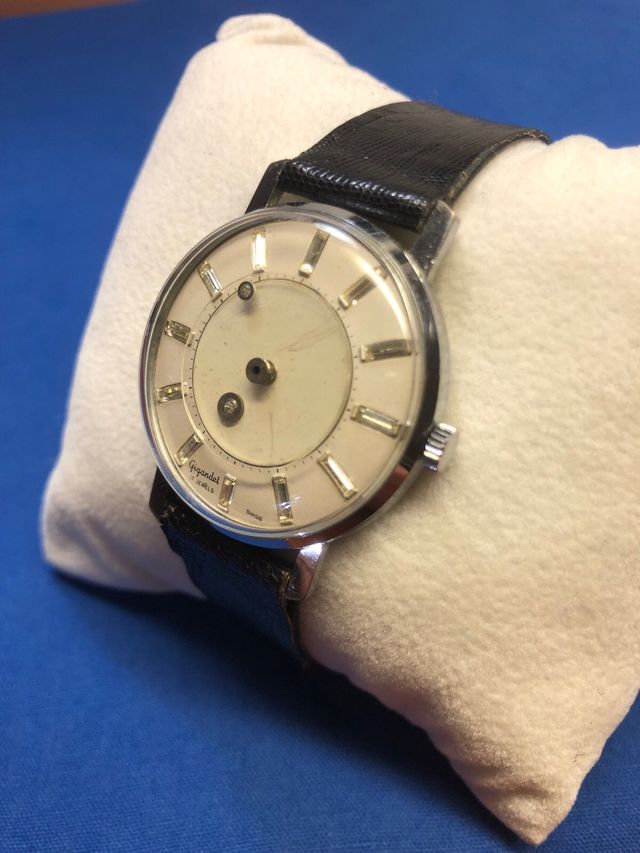 orologio Gigandet stile misterioso