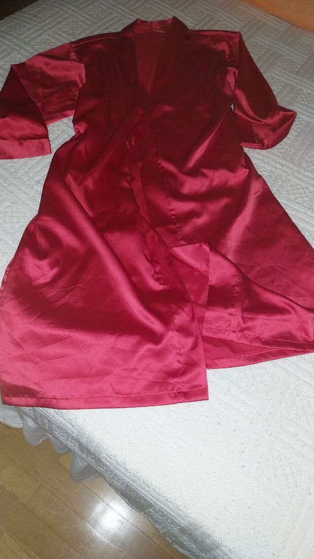 Bata de seda Mimikitten