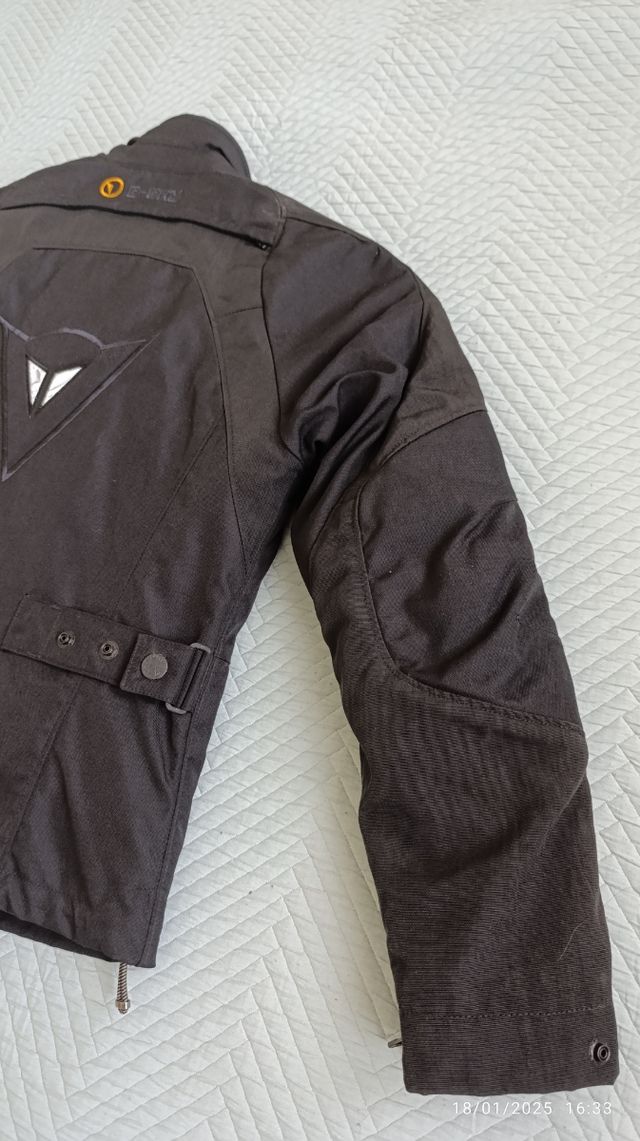 Chaqueta Dainese de moto talla S