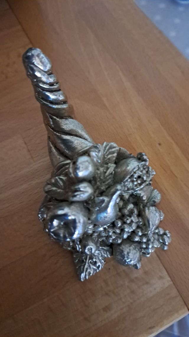 Portafortuna,  cornucopia