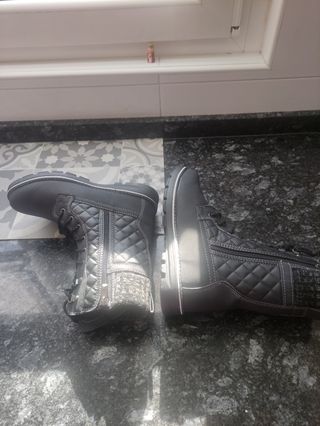 BOTAS DE MONTAÑA MUJER 