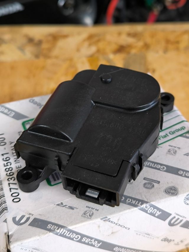 Atuador ventilador 77368561 grupo Fiat 