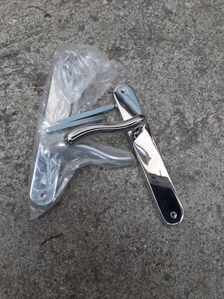 Pareja de manetas puerta nuevas