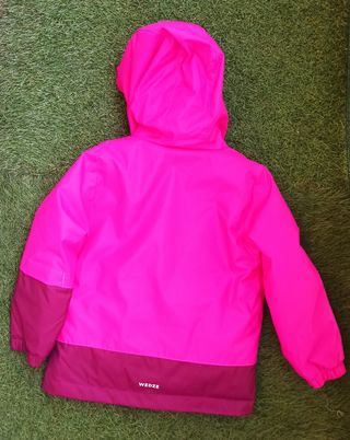 Chaqueta y pantalón de esquí y nieve. 