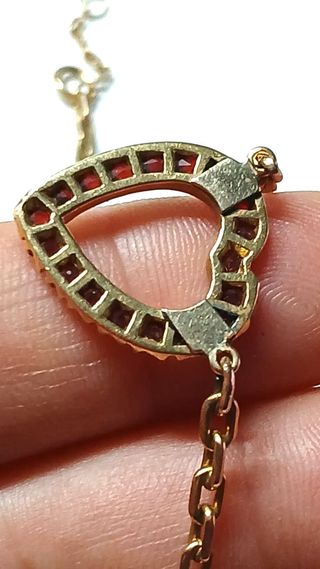 Cadena oro 18K colgante corazon y granates 