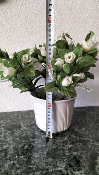 Macetero cerámica y planta plástico 