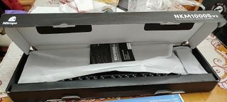 Teclado y ratón Gaming y Señal de router Wifi