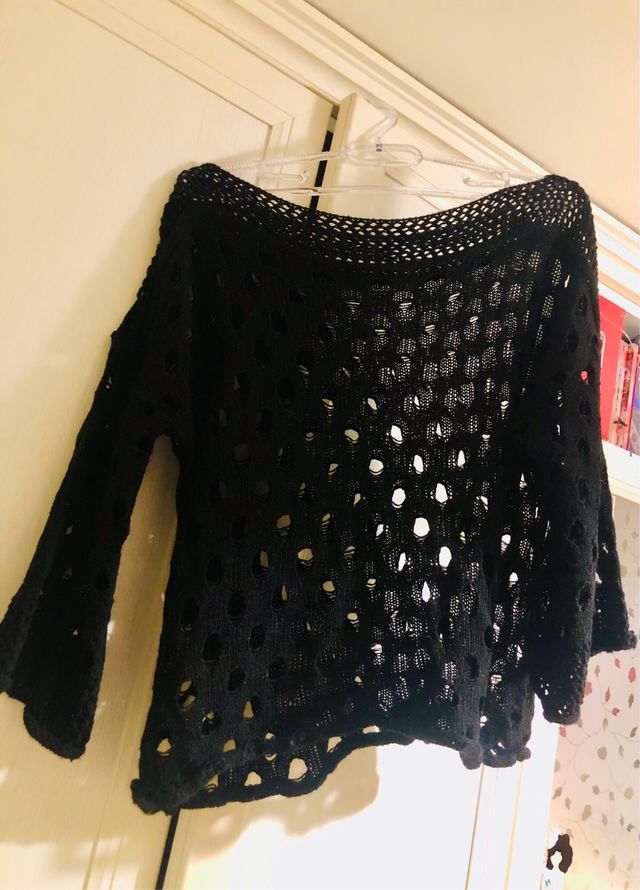 Maglioncino con buchi anni ‘90