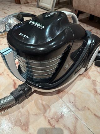 Aspirador sin bolsa.