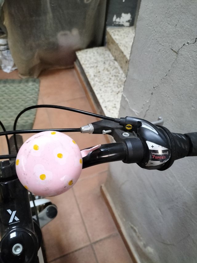 Bicicleta WRC + casco de regalo