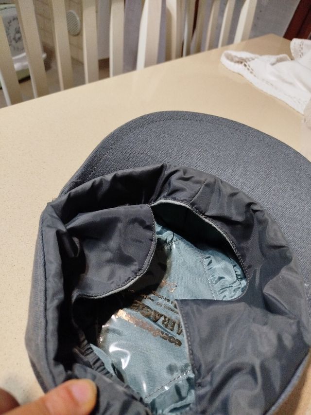 Berretto invernale con visiera e paraor