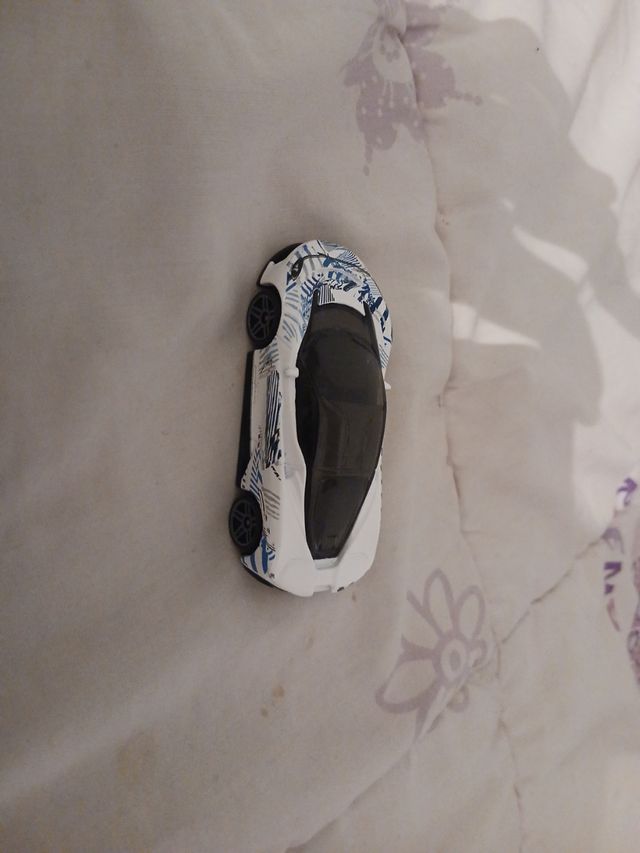 Hot Wheels Automobili Pininfarina Battista, HW Ver