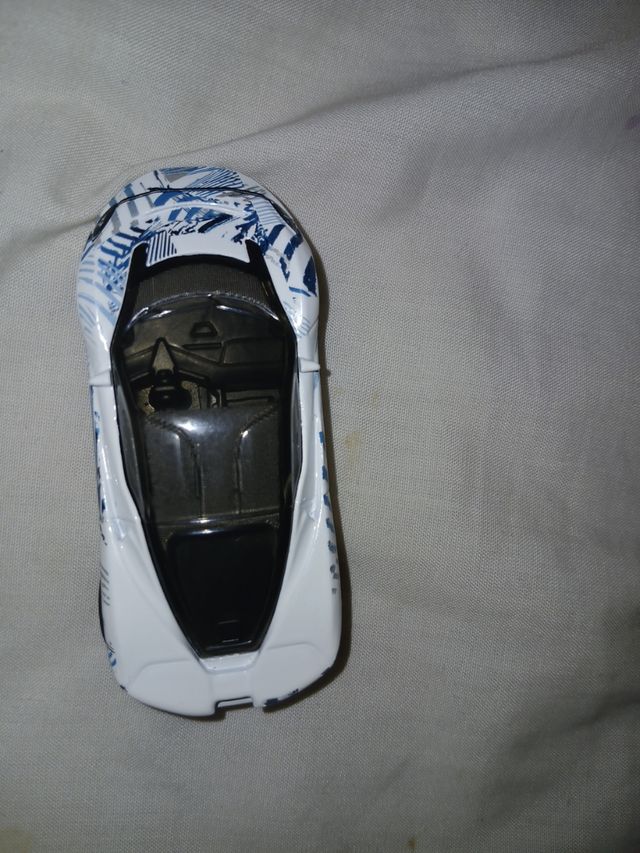 Hot Wheels Automobili Pininfarina Battista, HW Ver