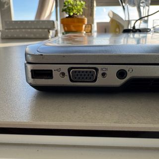 Dell Latitude E6430 con base Dock