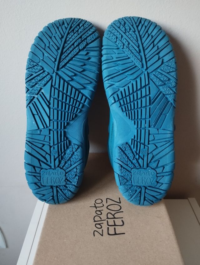 Zapato Feroz Ibi Adulto Acqua. Talla 38