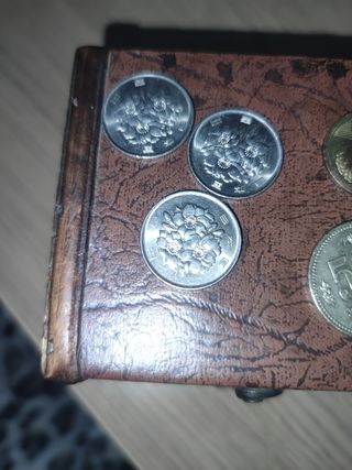 Monedas antiguas japonesas