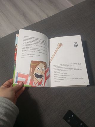 Los Futbolísimos 1: El misterio de los árbitros dormidos (Spanish Edition)