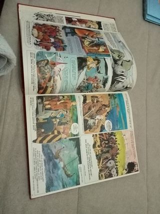 Livro em banda desenhada-  histórias