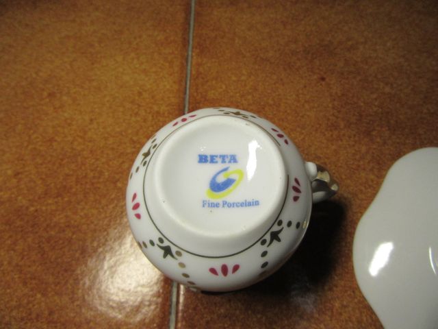 Set 6 tazzine in porcellana