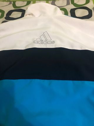 Chaqueda azul Adidas