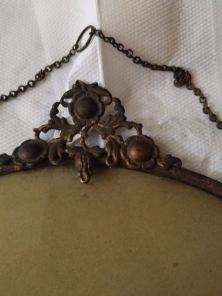 Cornice circolare lago e castello