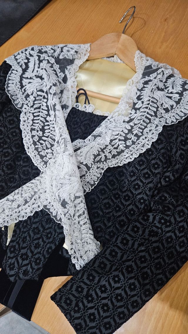 Corpiño negro fallera niña