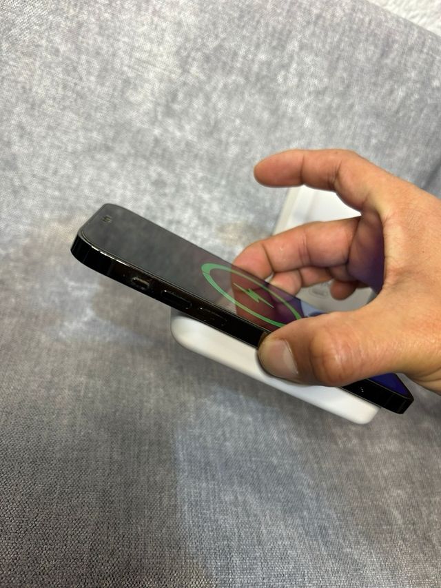 caricatore magnetico 6000mah