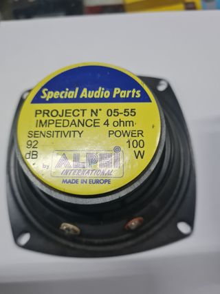 midrange 10cm  coppia      4 ohm 92 dB 100  watts 
