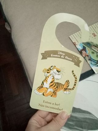 Esquema de altura+ panfleto de porta