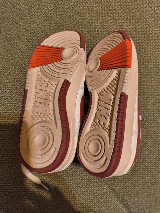 Scarpe Nike nuove taglia 40.5 pelle