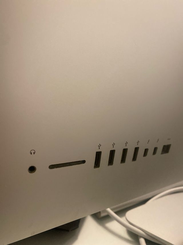 Imac de sobremesa 27”