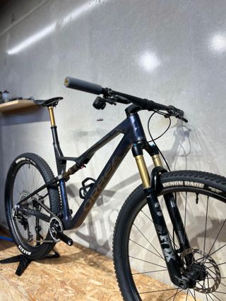 ORBEA OIZ M-LTD 2023 TallaXL Tanzanite Carbon View