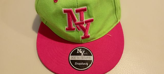 Cappello con visiera da ragazzo